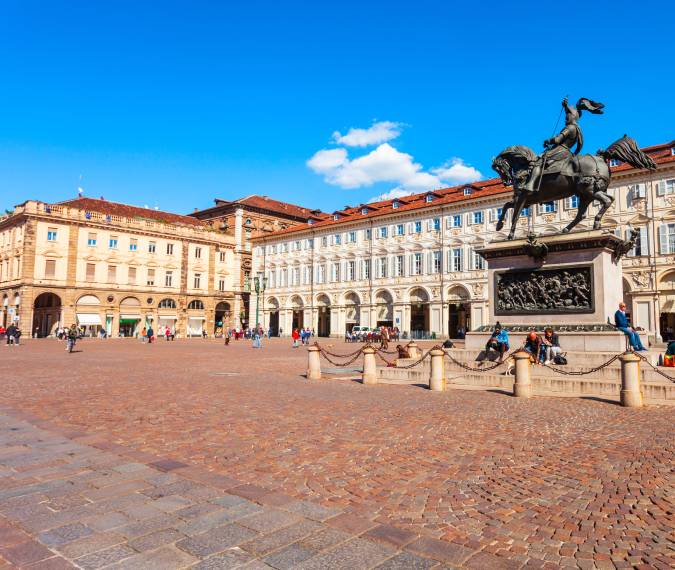 Parcheggi presso Piazza San Carlo Torino