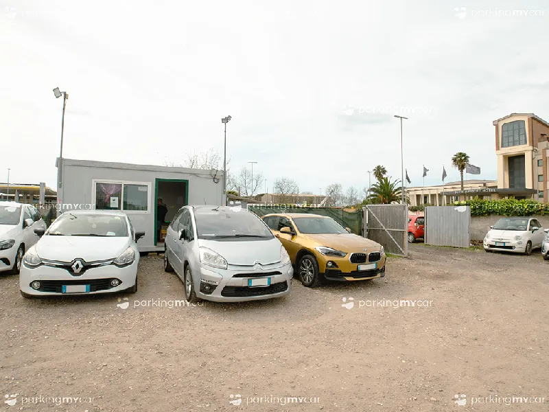 Parking And Go - Aeroporto Roma Fiumicino Posti auto scoperti Parking And Go - Aeroporto Roma Fiumicino