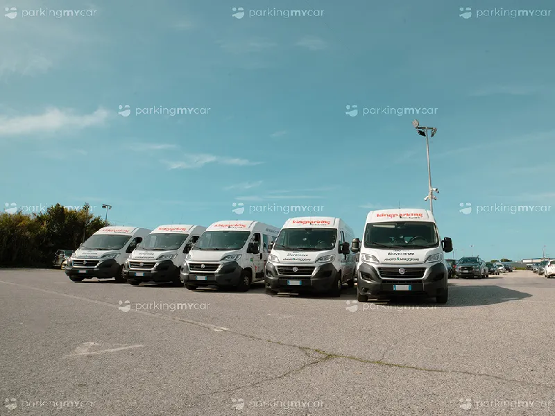 King Parking - Aeroporto Roma Fiumicino Navetta gratuita King Parking - Aeroporto Roma Fiumicino