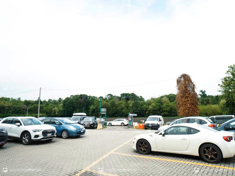 Avio Parking - Aeroporto Malpensa Posti auto all'aperto Avio Parking - Aeroporto Malpensa