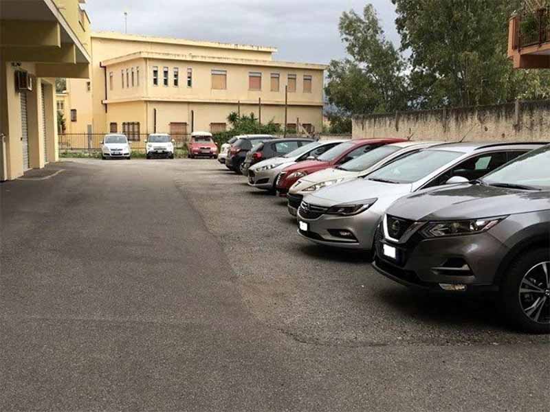 Garage Ferrari - Porto Milazzo Posti auto scoperti Garage Ferrari - Porto Milazzo