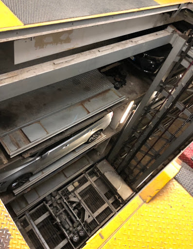 Parkingcar Duomo-Silvio Pellico - Milano Parkingcar Duomo-Silvio Pellico - Milano