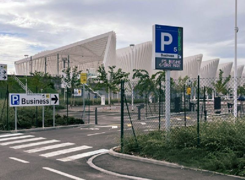 Terminal One Parking P5 Business – Reggio Emilia Mediopadana Ingresso Terminal One Parking P5 Business – Reggio Emilia Mediopadana