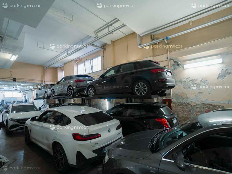 Garage Metro 82 - Porto Napoli Parcheggi coperti Garage Metro 82 - Porto Napoli