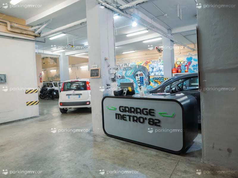 Garage Metro 82 - Porto Napoli Reception Garage Metro 82 - Porto Napoli