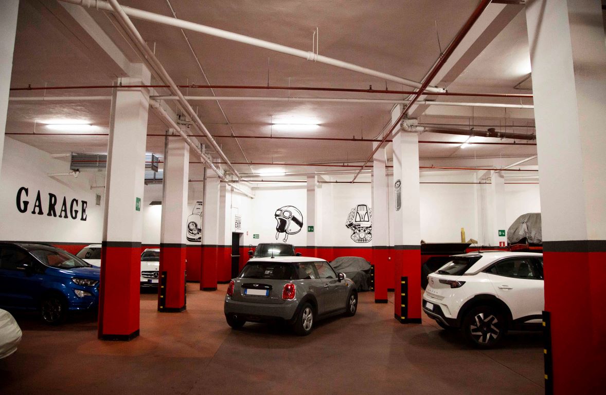 Majestic Garage - stazione Roma San Pietro Posti auto al coperto Majestic Garage - stazione Roma San Pietro
