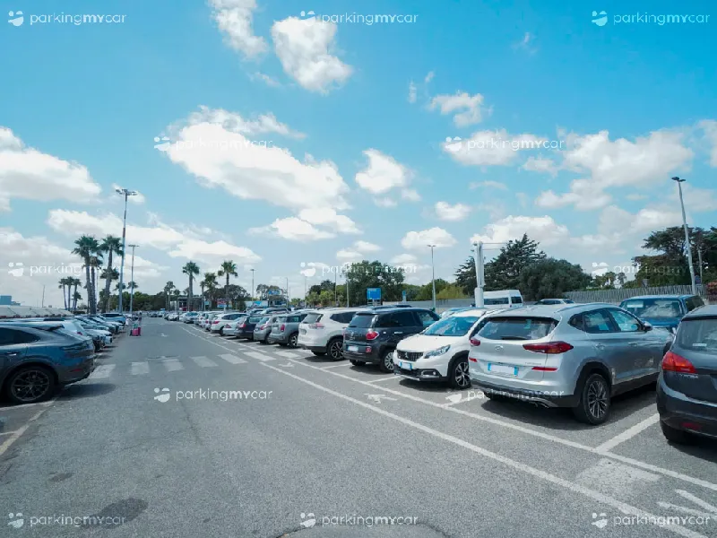 SABA P1 Comfort - Aeroporto Brindisi Posti auto scoperti SABA P1 Comfort - Aeroporto Brindisi