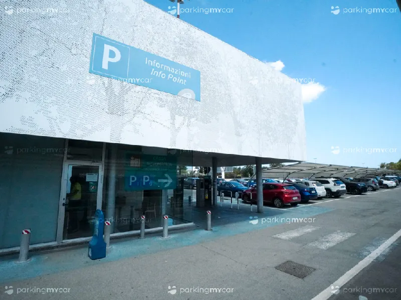 SABA P1 Comfort - Aeroporto Brindisi Struttura SABA P1 Comfort - Aeroporto Brindisi