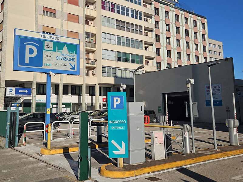 SABA Stazione Venezia Mestre Ingresso SABA Stazione Venezia Mestre