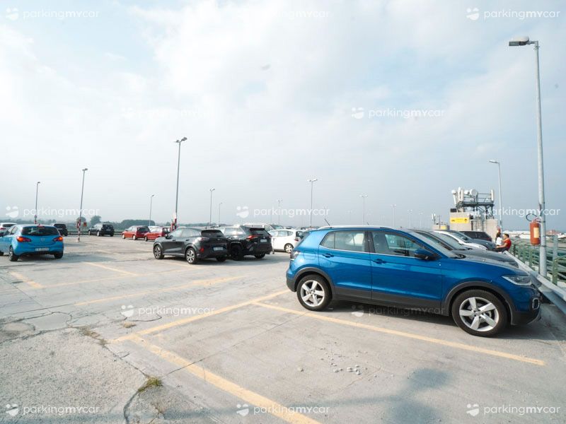 P-Multipiano Scoperto - Aeroporto Torino Posti auto scoperti P-Multipiano Scoperto - Aeroporto Torino