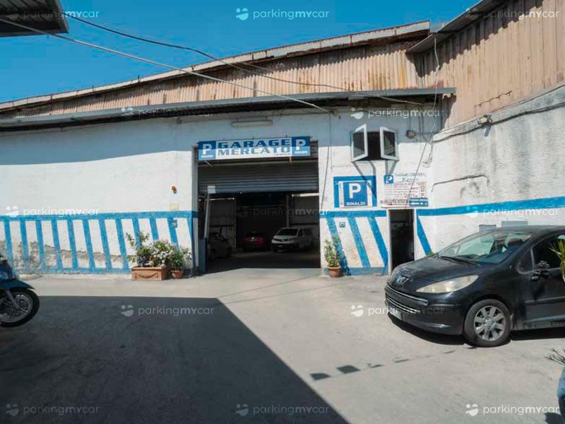 Garage Rinaldi - Porto Mergellina Ingresso parcheggi al coperto Garage Rinaldi - Porto Mergellina