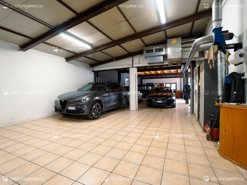 La Manovella Parking - Aeroporto Torino Parcheggi coperti La Manovella Parking - Aeroporto Torino