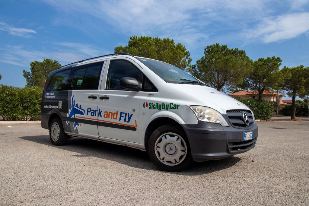 Park & Fly - Aeroporto Palermo Navetta Park & Fly - Aeroporto Palermo