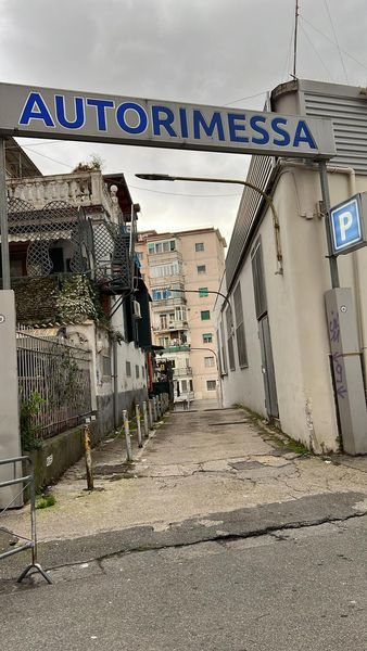 Autorimessa Materdei - Napoli centro città Ingresso Autorimessa Materdei - Napoli centro città