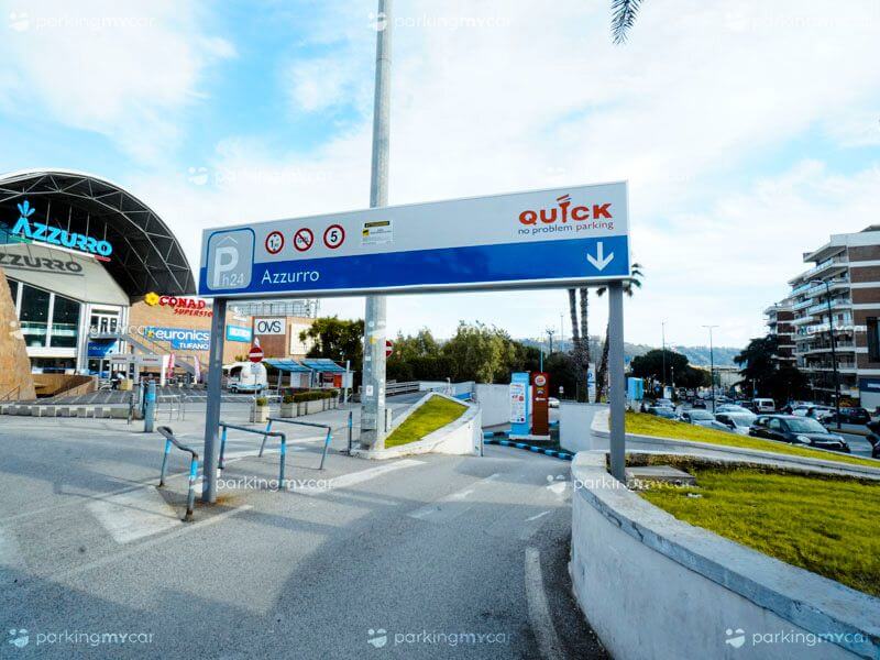 Quick Azzurro - Napoli centro città Ingresso Quick Azzurro - Napoli centro città