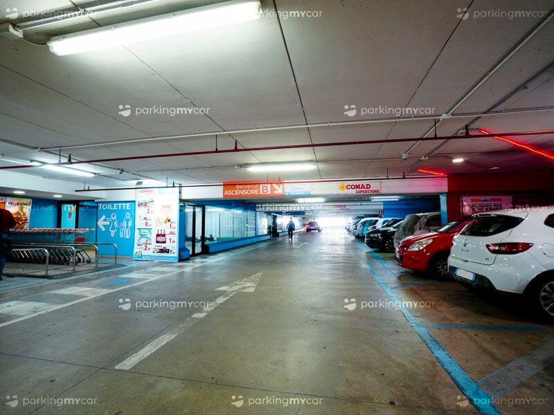 Quick Azzurro - Napoli centro città Parcheggi coperti Quick Azzurro - Napoli centro città