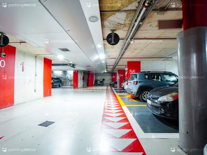 Quick Morelli - Napoli centro città Posti auto al coperto livello rosso Quick Morelli - Napoli centro città
