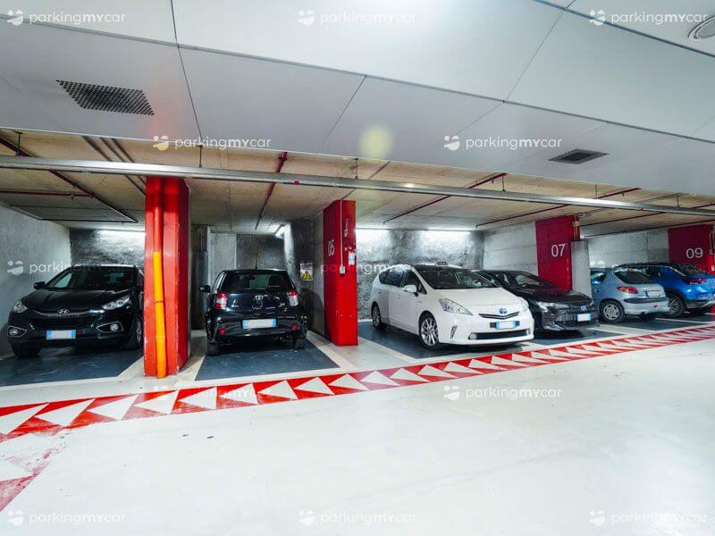 Quick Morelli - Napoli centro città Posti auto livello rosso Quick Morelli - Napoli centro città