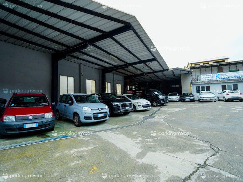 Parcheggio Genova Service - Aeroporto Genova Posti auto sotto tettoia Parcheggio Genova Service - Aeroporto Genova