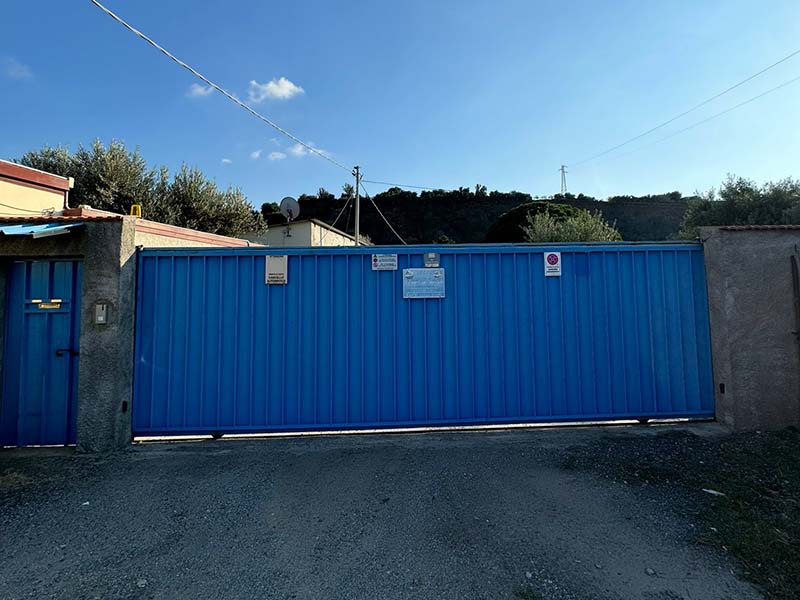 3 Esse Car Service - Reggio Calabria stazione Centrale Ingresso 3 Esse Car Service - Reggio Calabria stazione Centrale