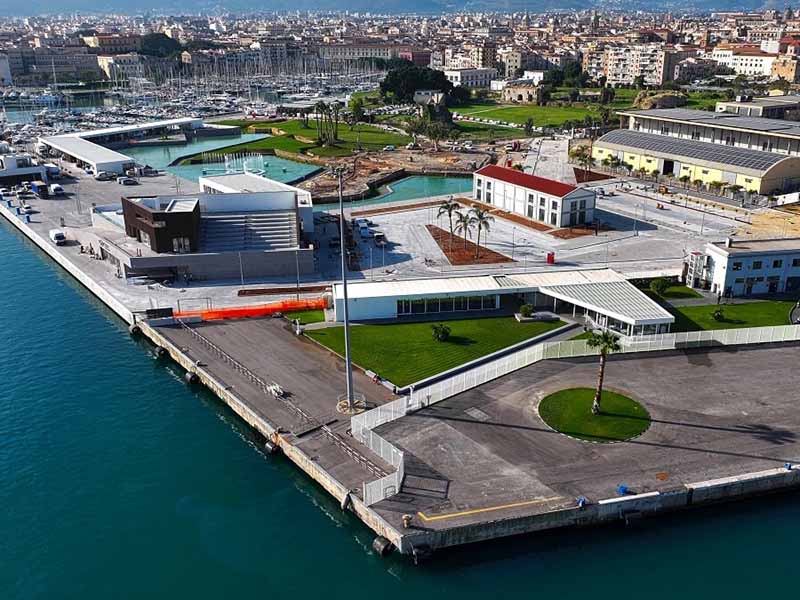 Parking Marina Yachting - Porto Palermo Vista dall'alto Parking Marina Yachting - Porto Palermo